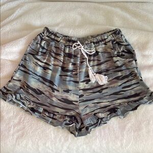 Southern Grace Green and Black Ruffle Helm Shorts